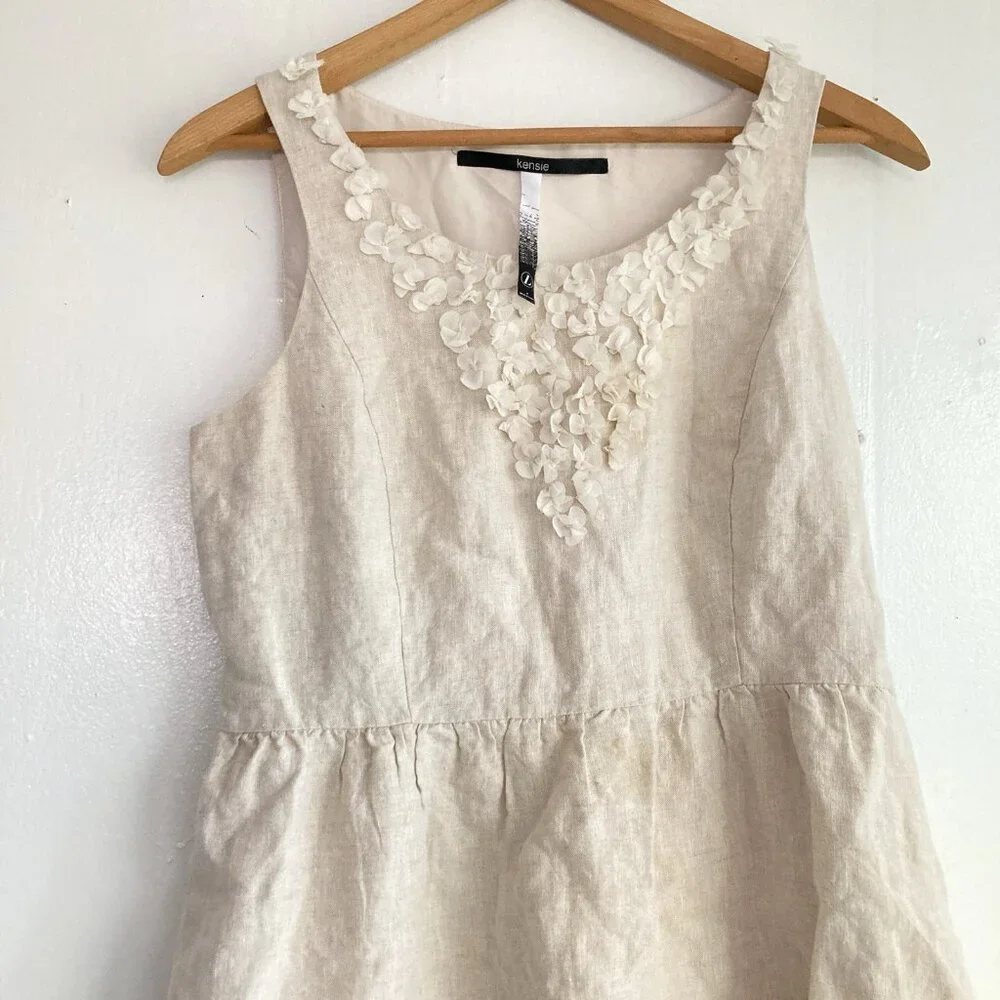 Kensie Linen Mini Dress in Natural Cream with Floral Appliqué - Picture 2 of 14